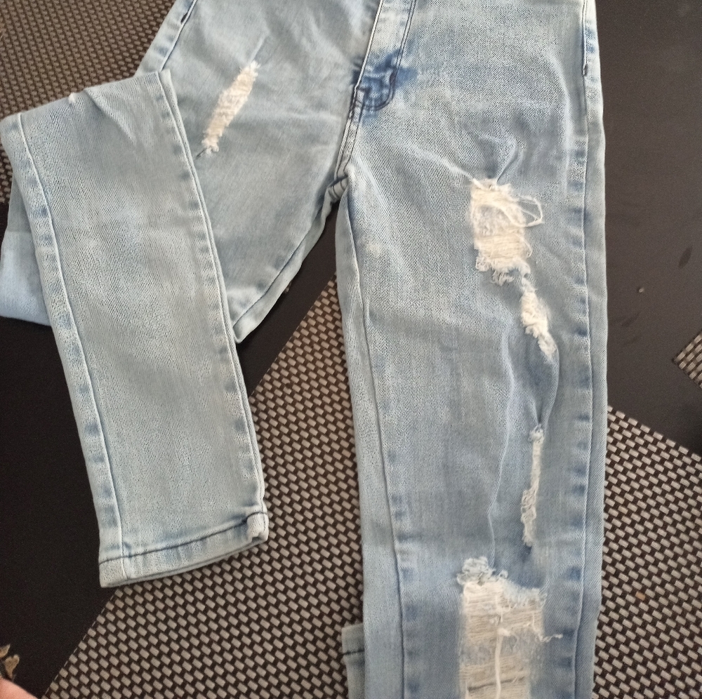 Jeans - Picture 3 of 5